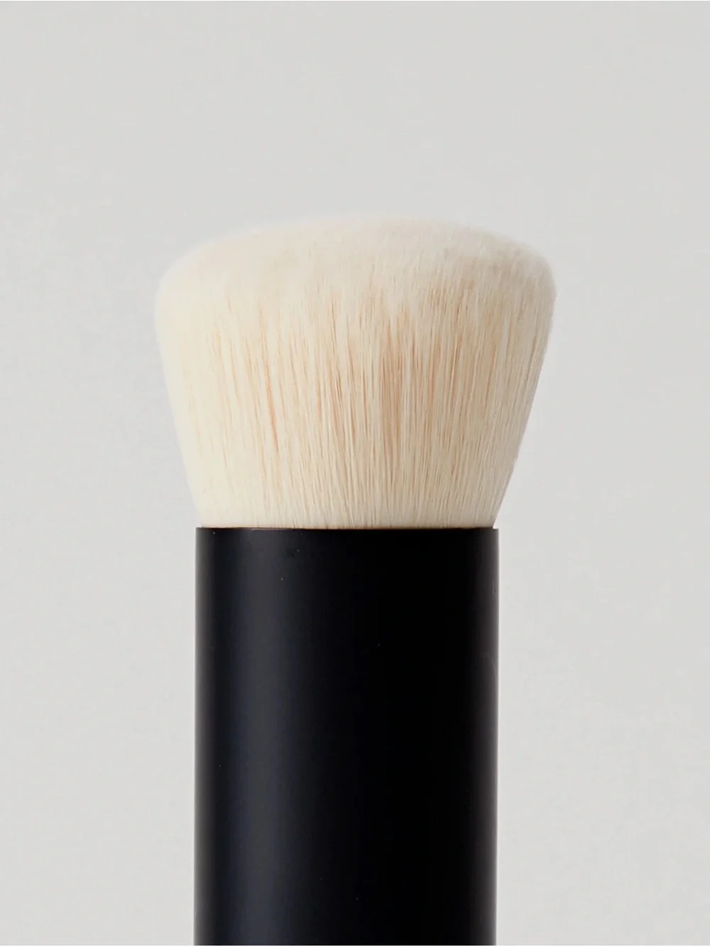 Merit blending brush